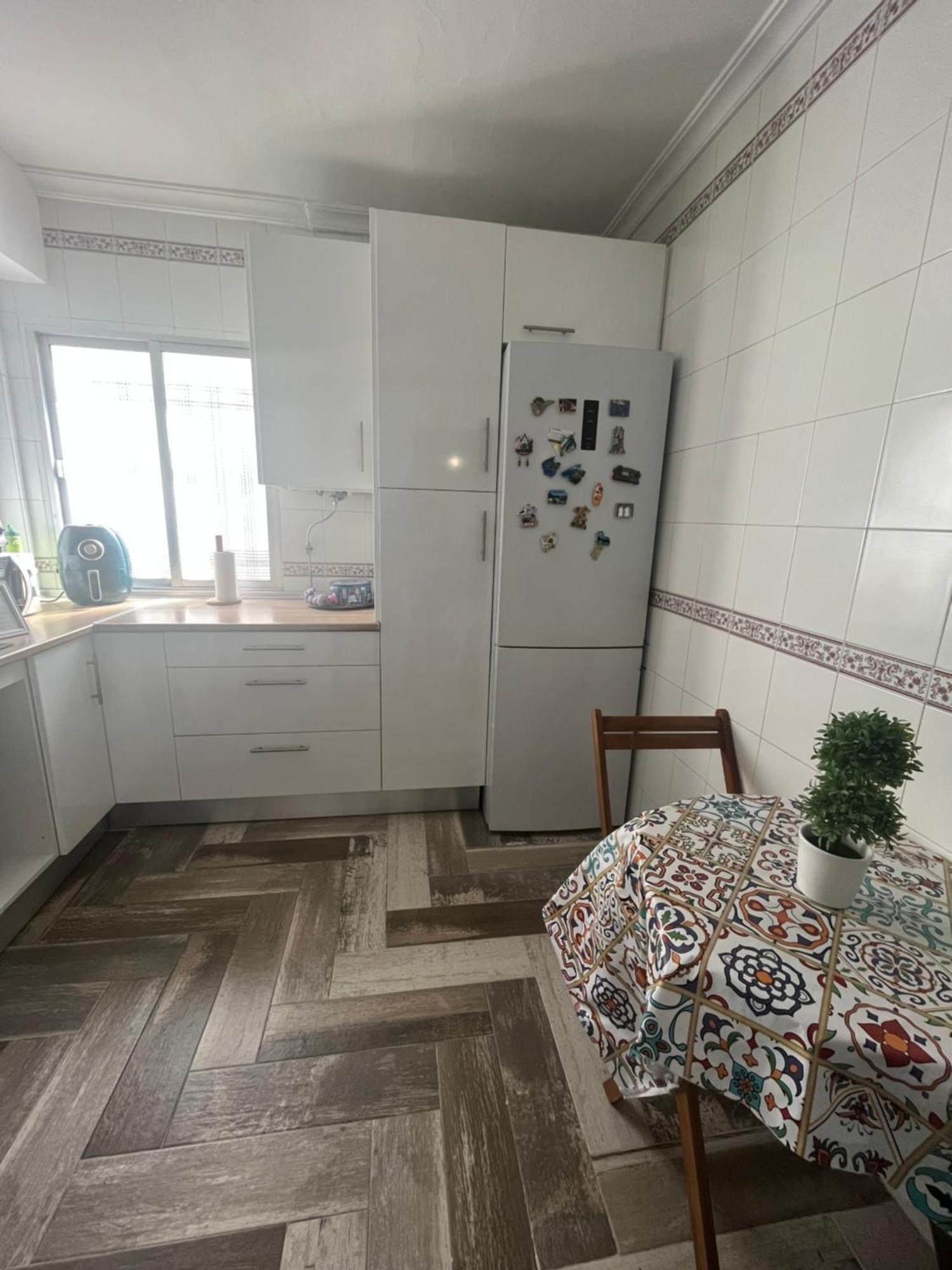 Lovely Rooms En Piso Compartido Siviglia Esterno foto
